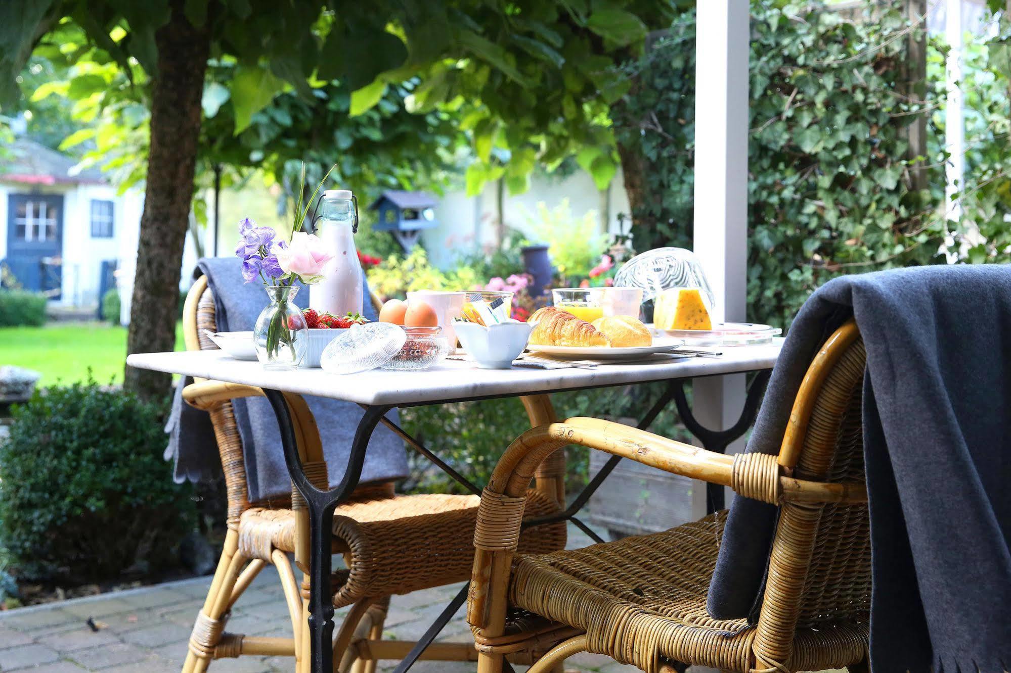 Bed And Breakfast Het Dijkhuis Eersel Extérieur photo
